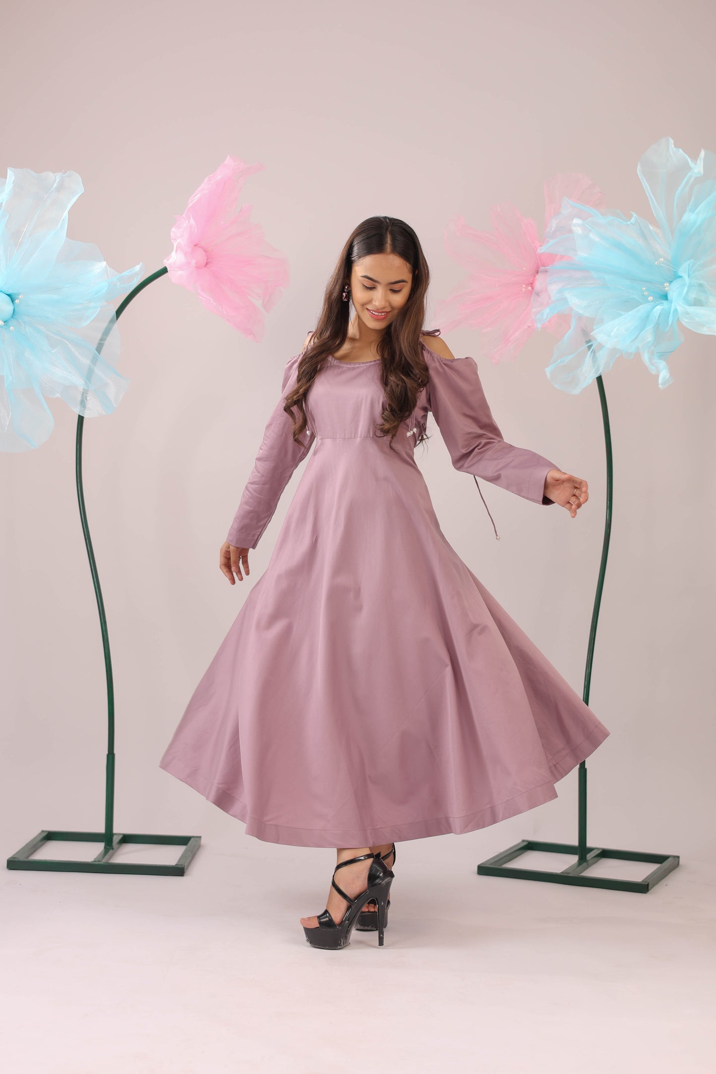 The Dirty Pink Cold Shoulder Knot Midi Cotton Dress