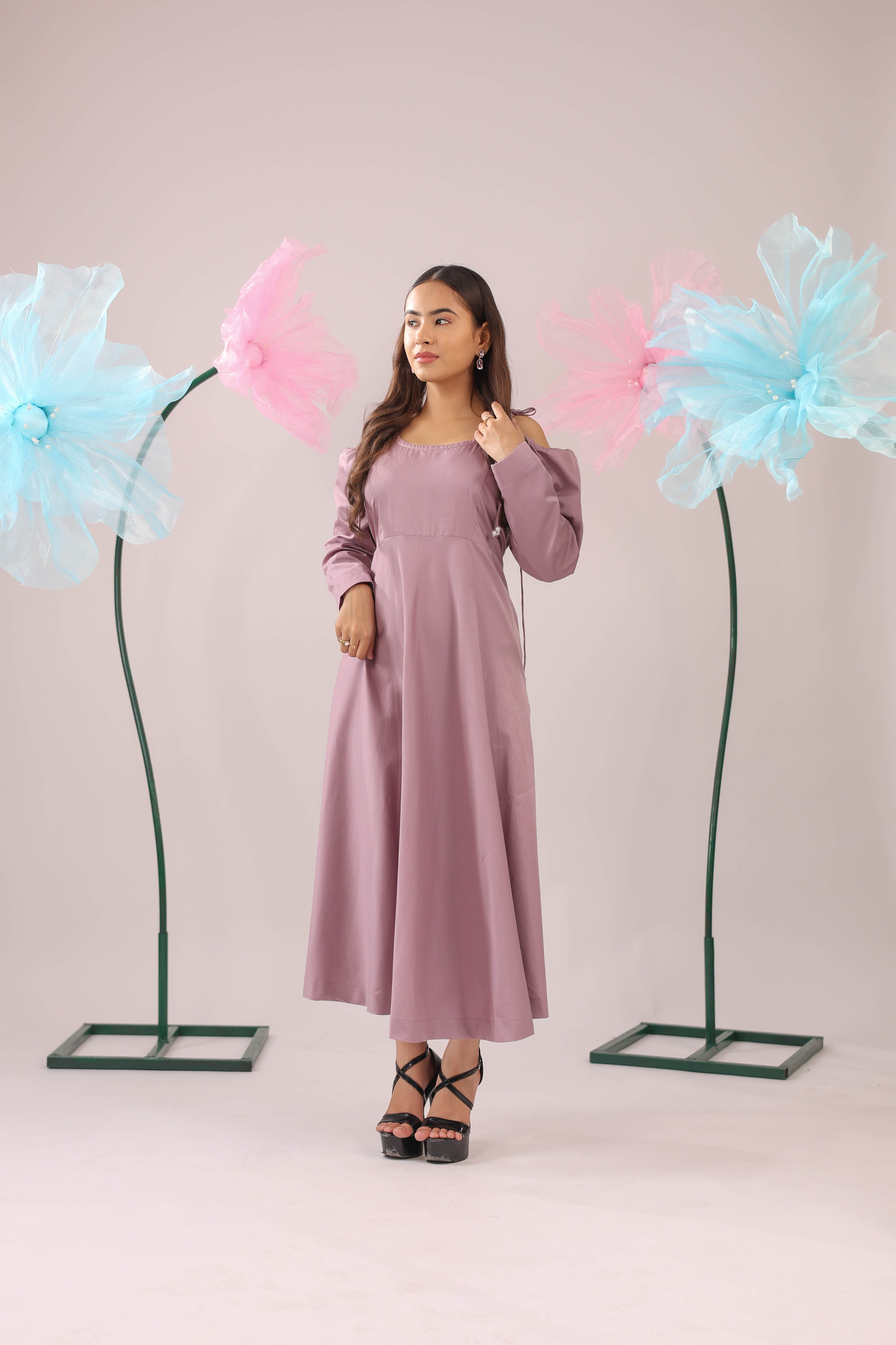 The Dirty Pink Cold Shoulder Knot Midi Cotton Dress
